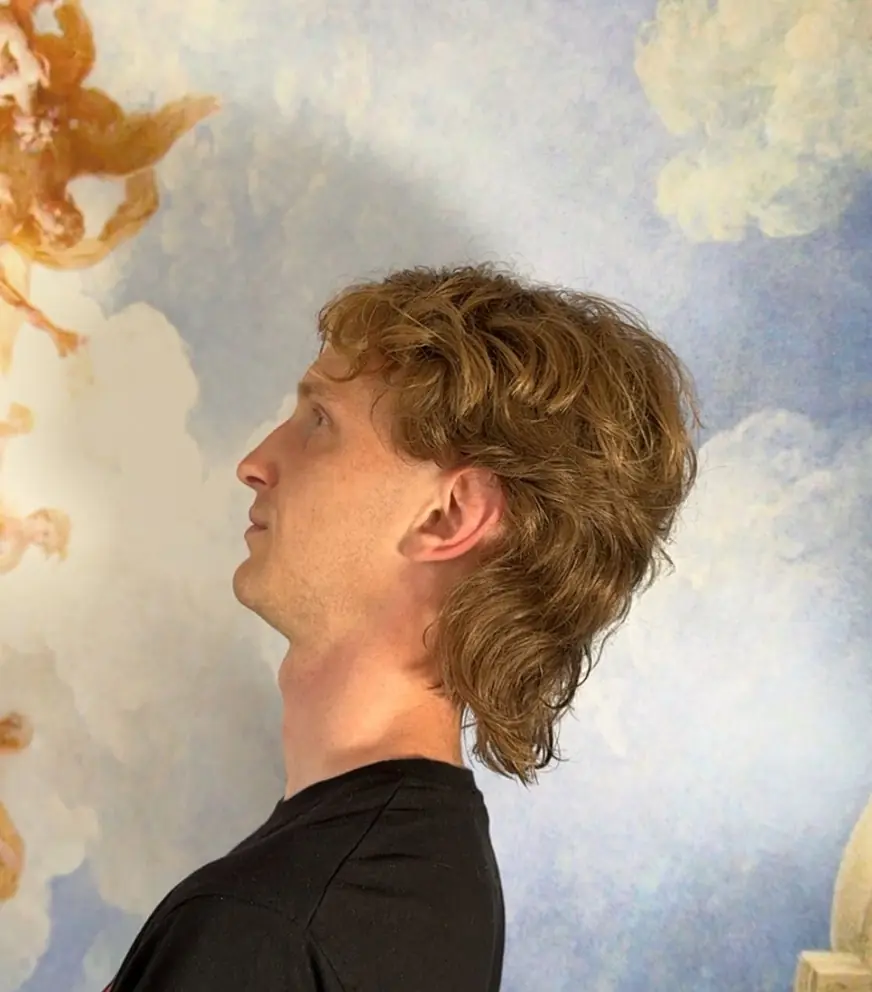 Blond kręcony mullet — strzyżenie w QUCCUT Barber Krosno